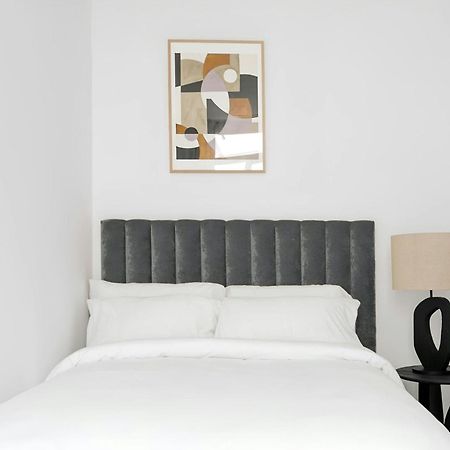 Sonder By Marriott Bonvoy Santa Ana Apartments Las Letras Madrid Exterior photo