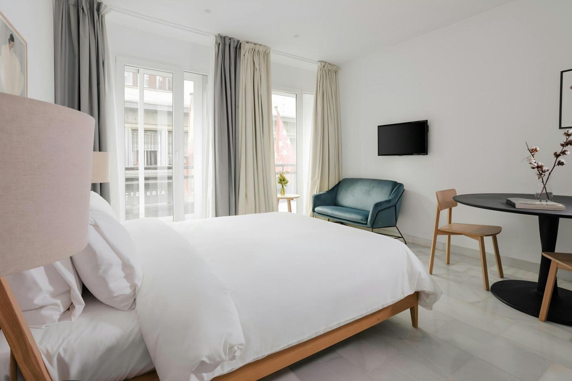 Sonder By Marriott Bonvoy Santa Ana Apartments Las Letras Madrid Exterior photo